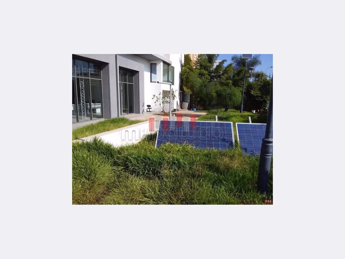 Site industriel 2560 m2 au parc industriel sapino a la vente