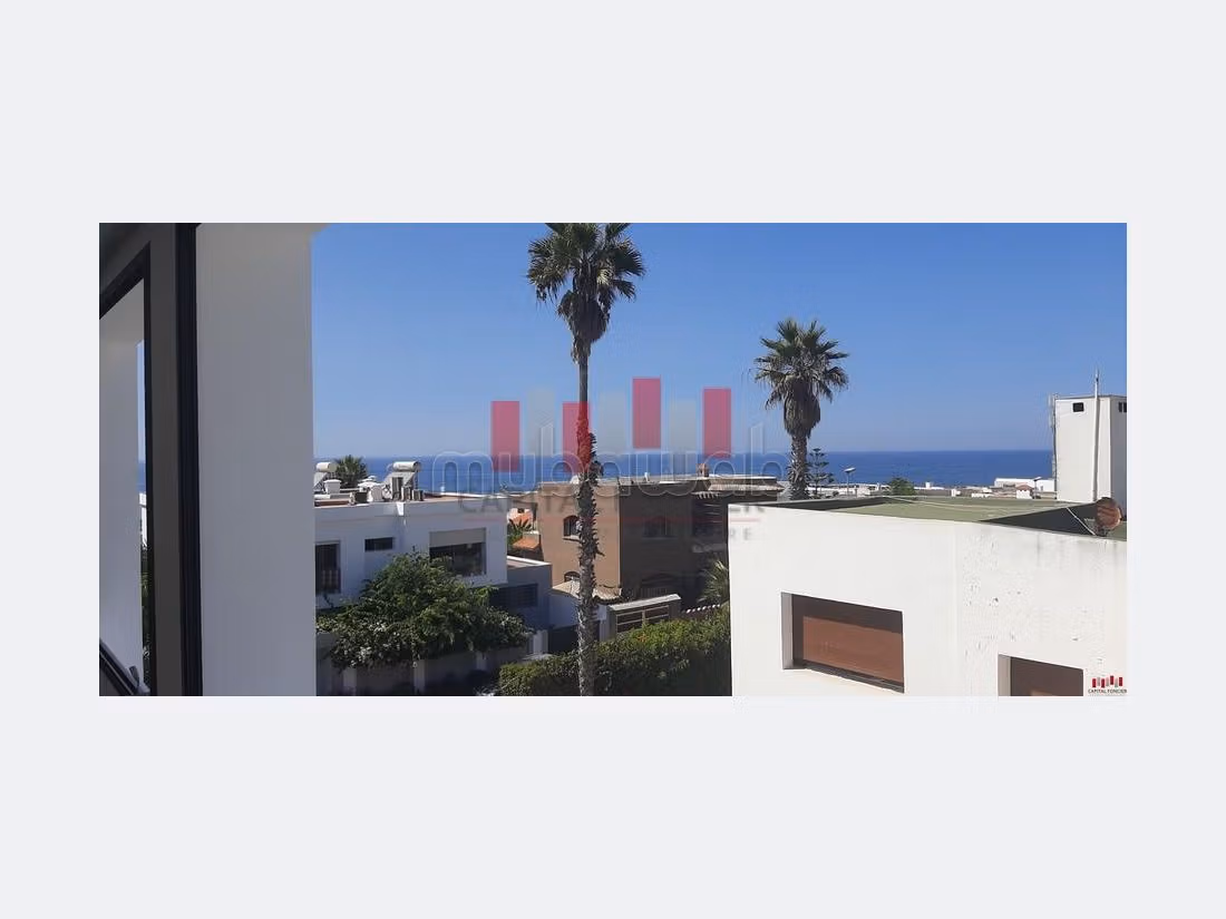 Ufficio disponibile in affitto a Ain Diab. Superficie di 220 m². Aria condizionata