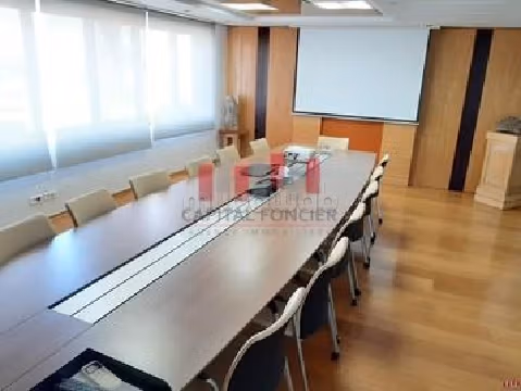 Plateau de bureau premium aménagé de 840 m2 a la colline sidi maarouf a la location
