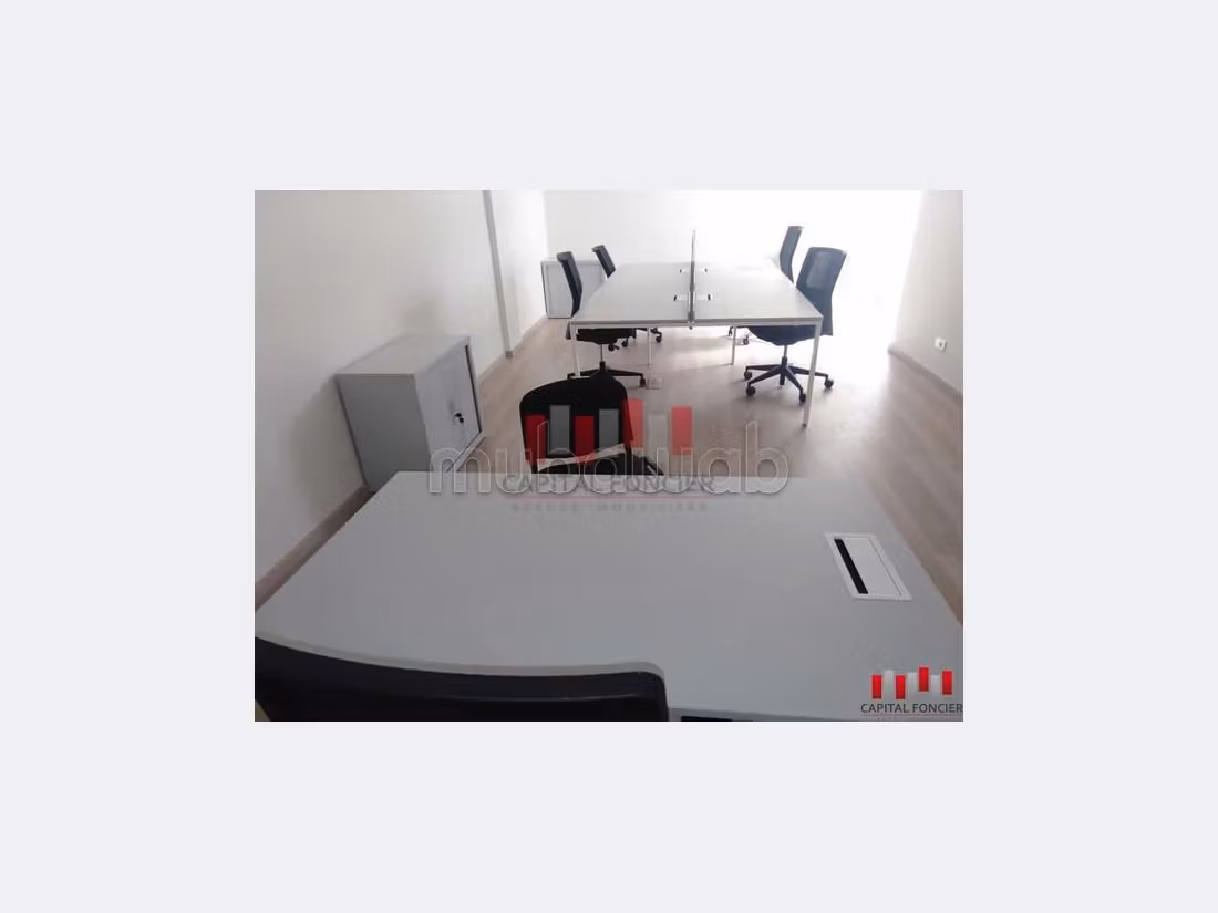 Offices for rent in Lissasfa. Surface area 162 m². Cellar, Large terrace