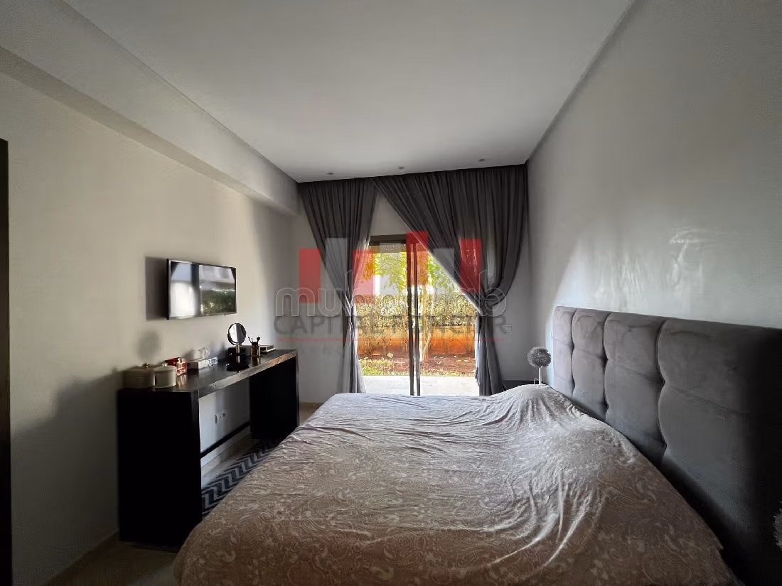 Rez jardin 2 ch /bouskoura/ jardin et piscine