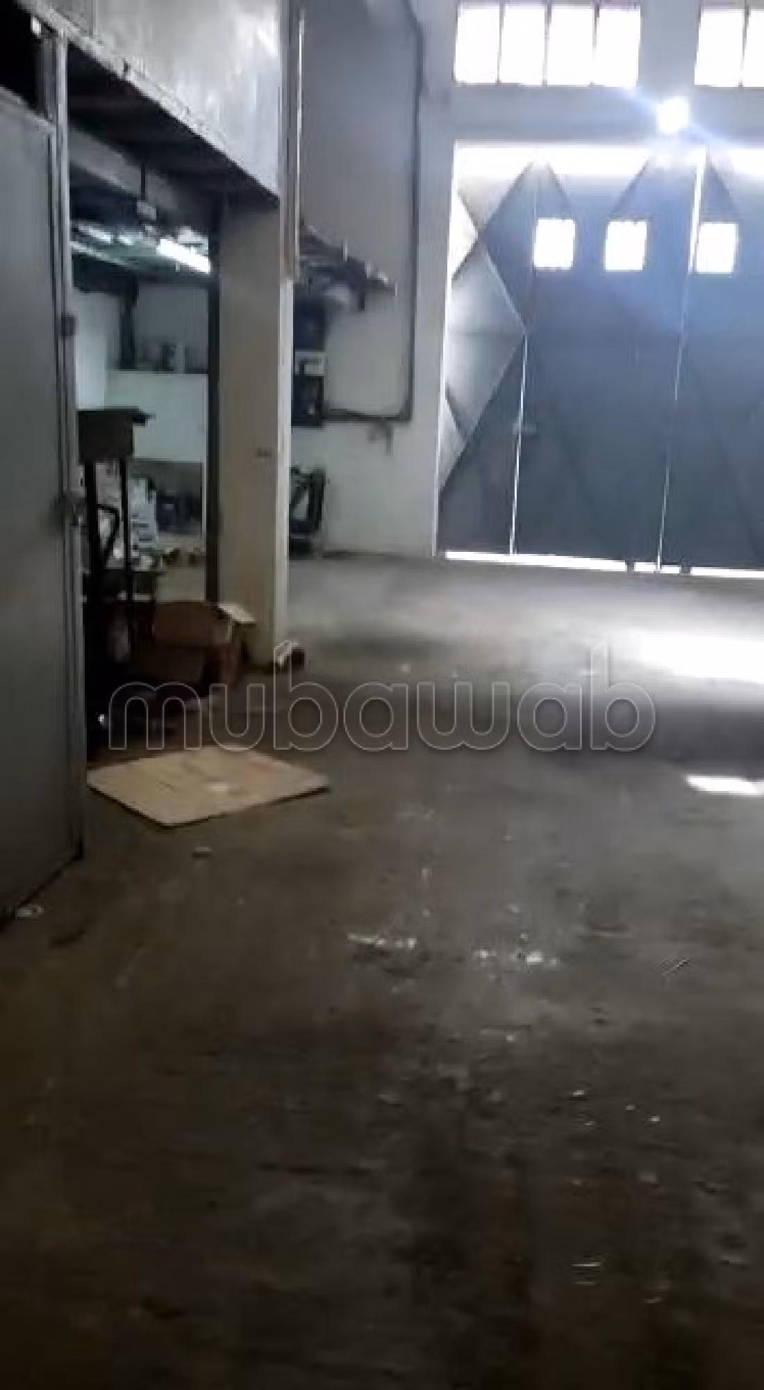 Offices & shops for sale in Aïn Sebaâ. Surface area 640 m². 