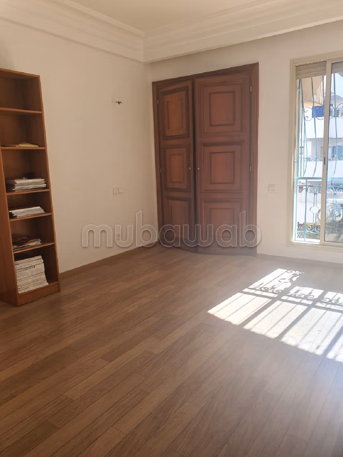 Bellissimo appartamento in affitto a Racine. 4 camere. Con ascensore e terrazzo. 