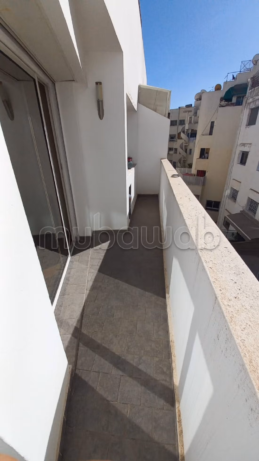 Appartamento in affitto a Racine. Superficie di 130 m². Garage e ascensore.