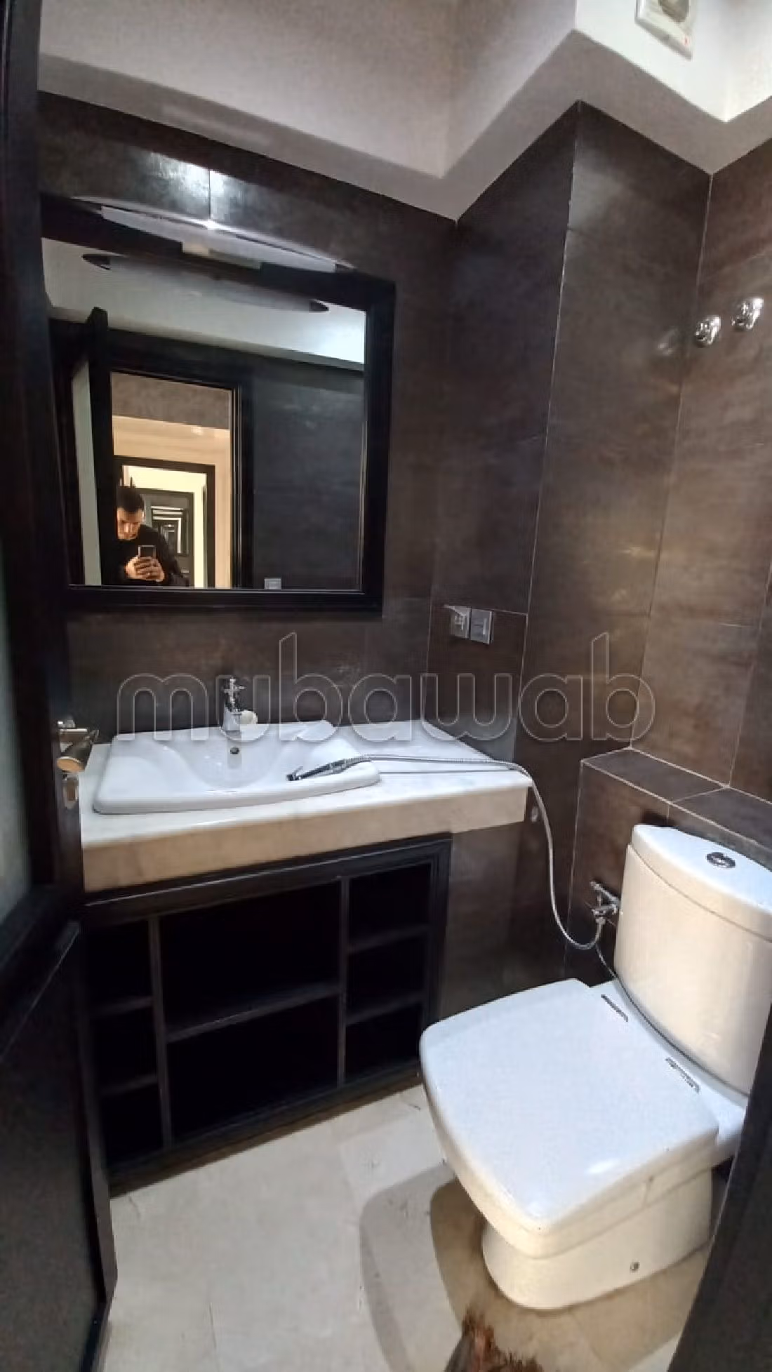 Appartamento in affitto a Racine. Superficie di 130 m². Garage e ascensore.