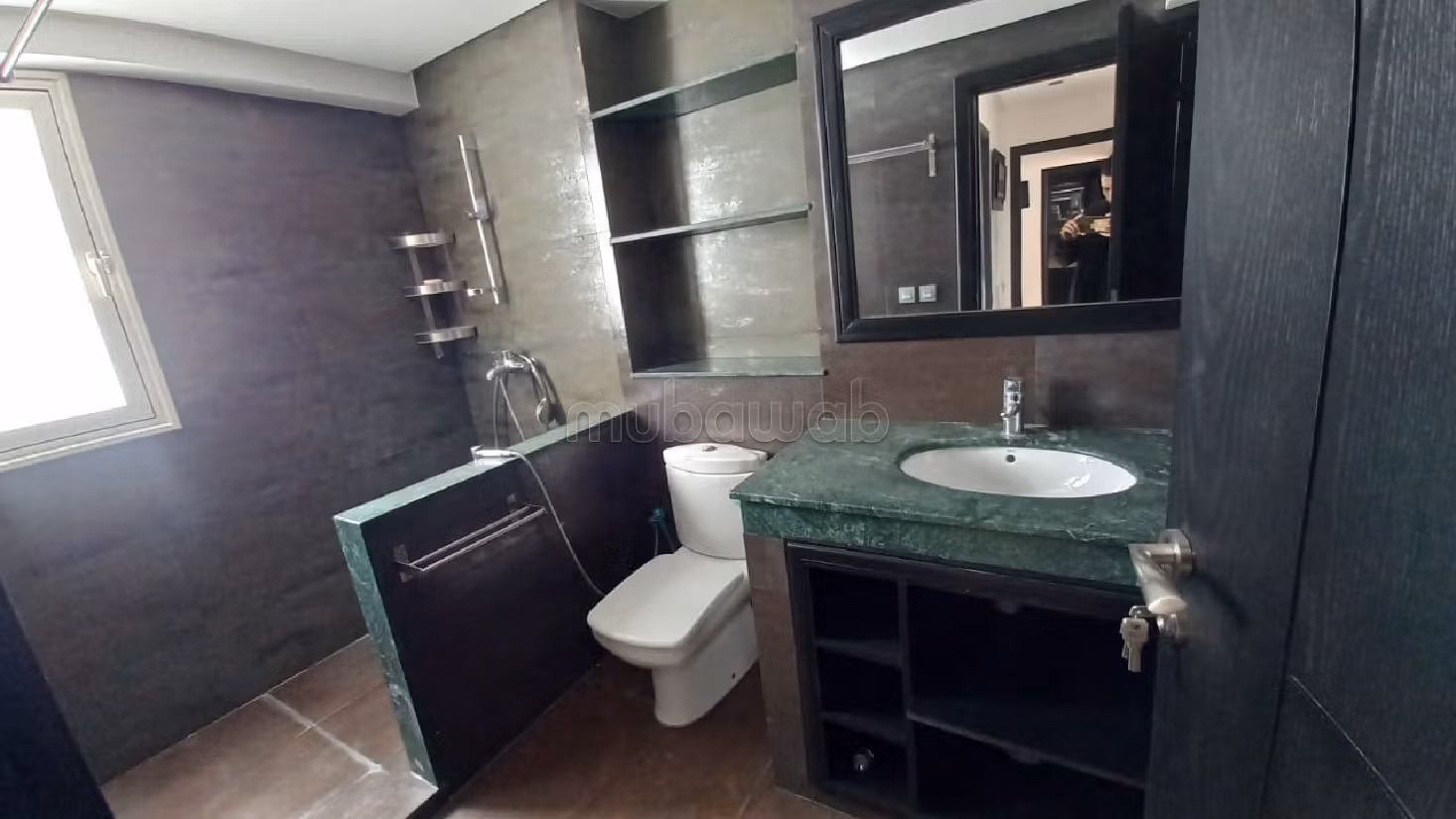 Appartamento in affitto a Racine. Superficie di 130 m². Garage e ascensore.