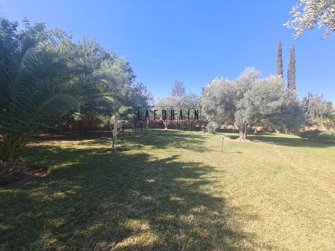 Superbe villa moderne avna