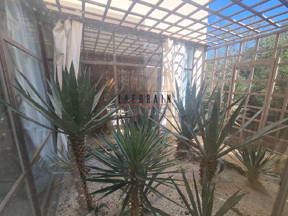 Superbe villa moderne avna