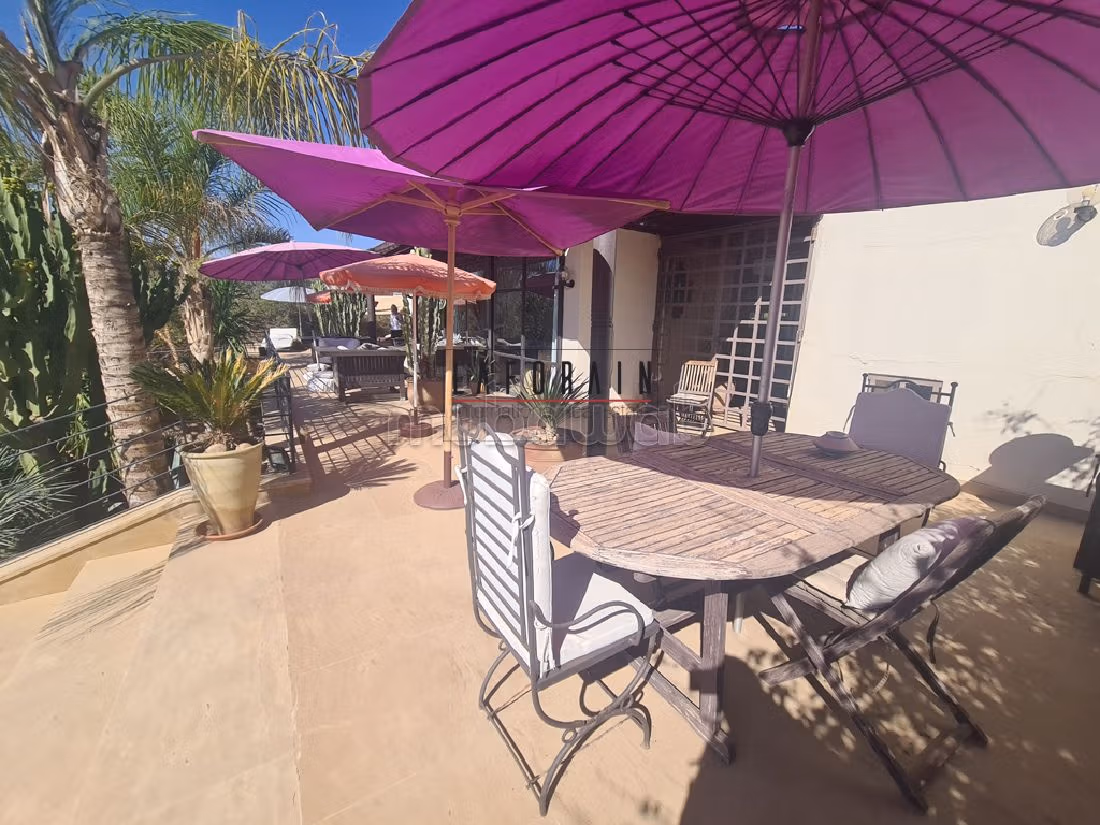 Superbe villa moderne avna