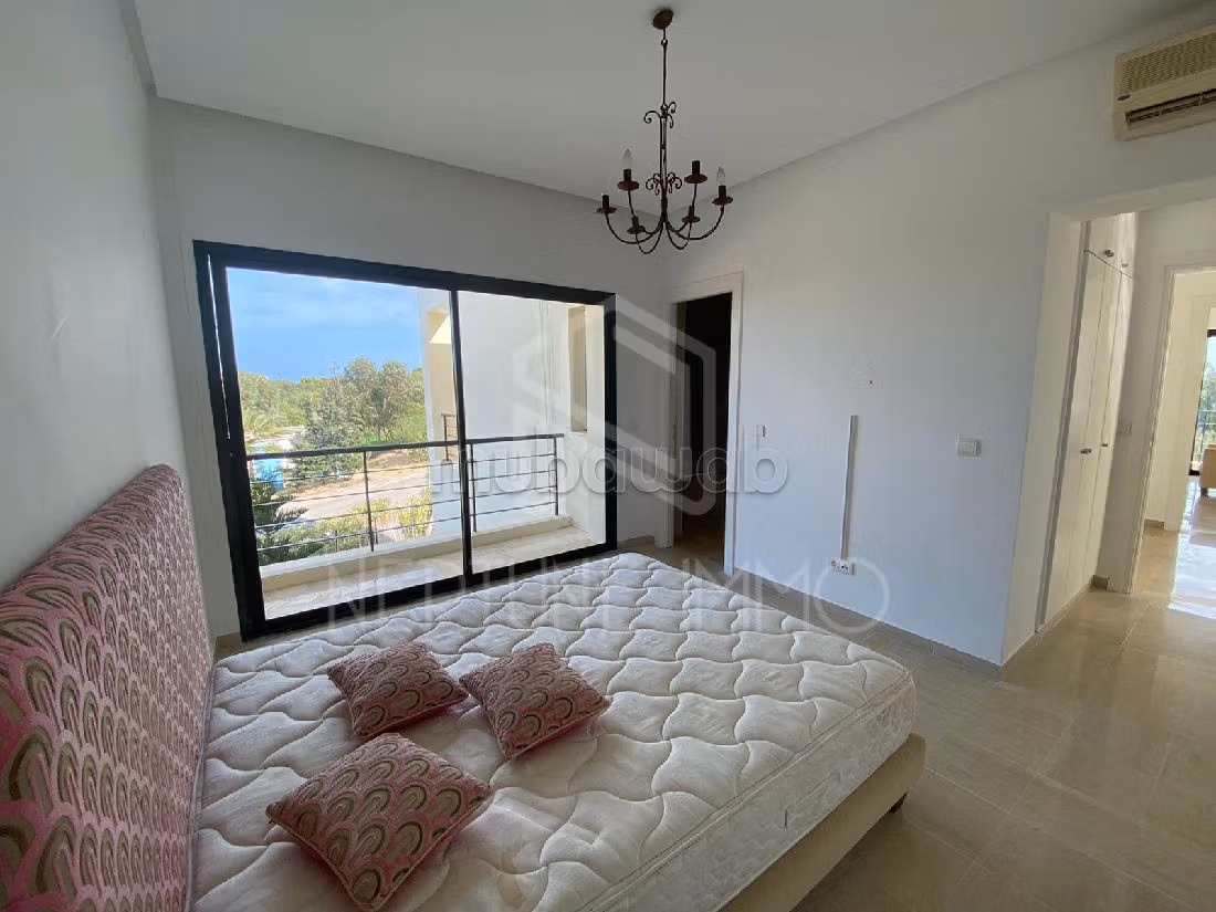 A Louer Villa Meublé avec piscine
