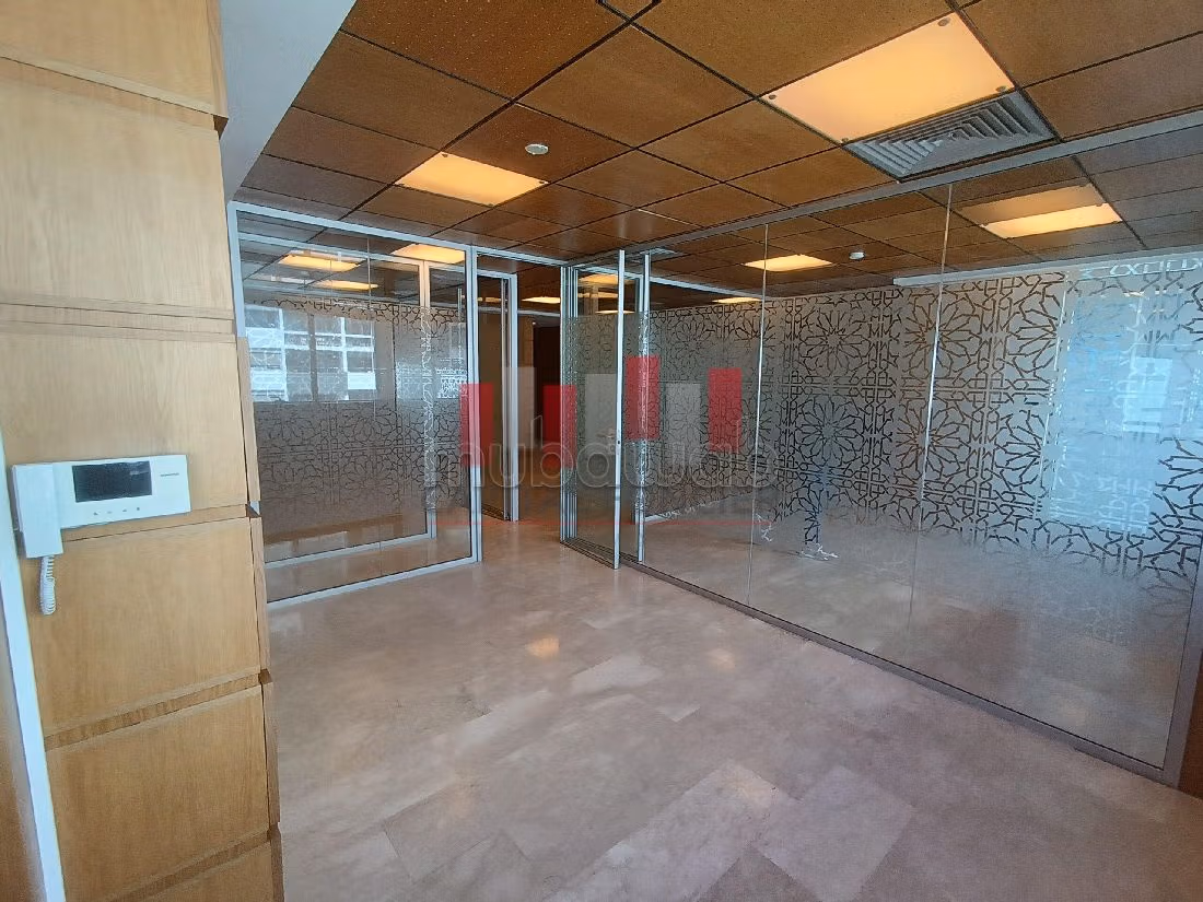 Plateau bureau premium de 90m2 à la location bir anzarane