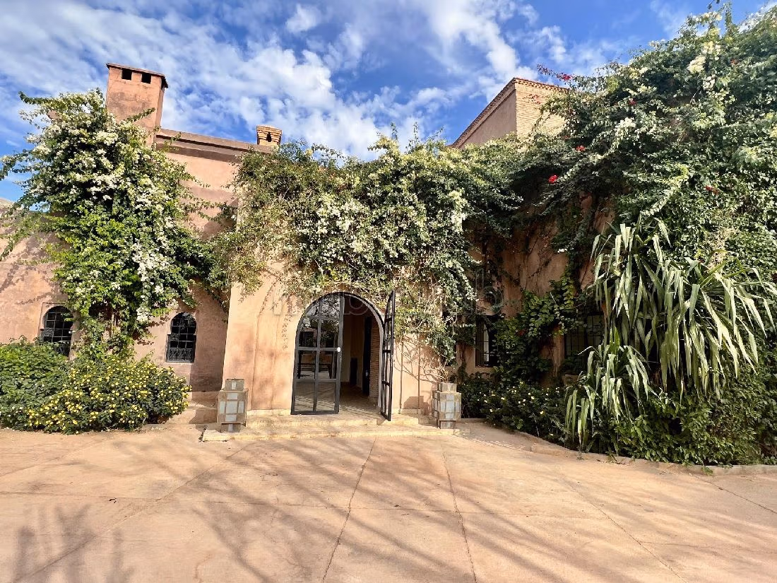 Harmonieux mélange d'une Villa et d'un Riad