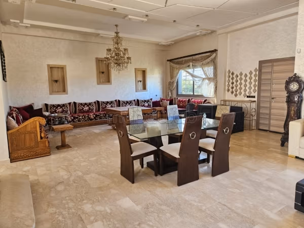 Luxury villa for rent. Surface area 200 m². Attic
