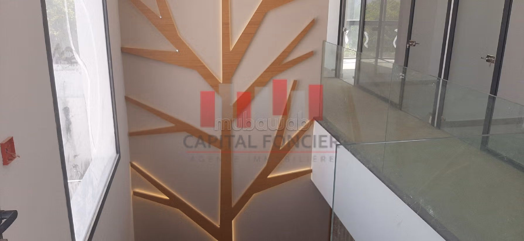 Ufficio da affittare a CIL (Hay Salam). Superficie di 600 m². Grande terrazzo. 