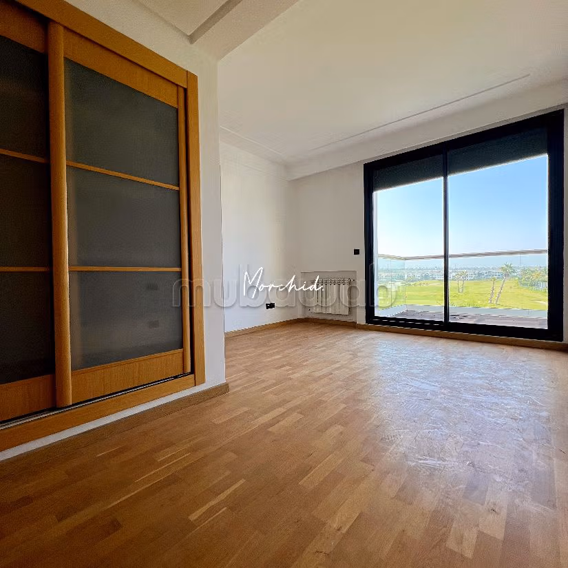 Bouskoura golf bel appartement à vendre