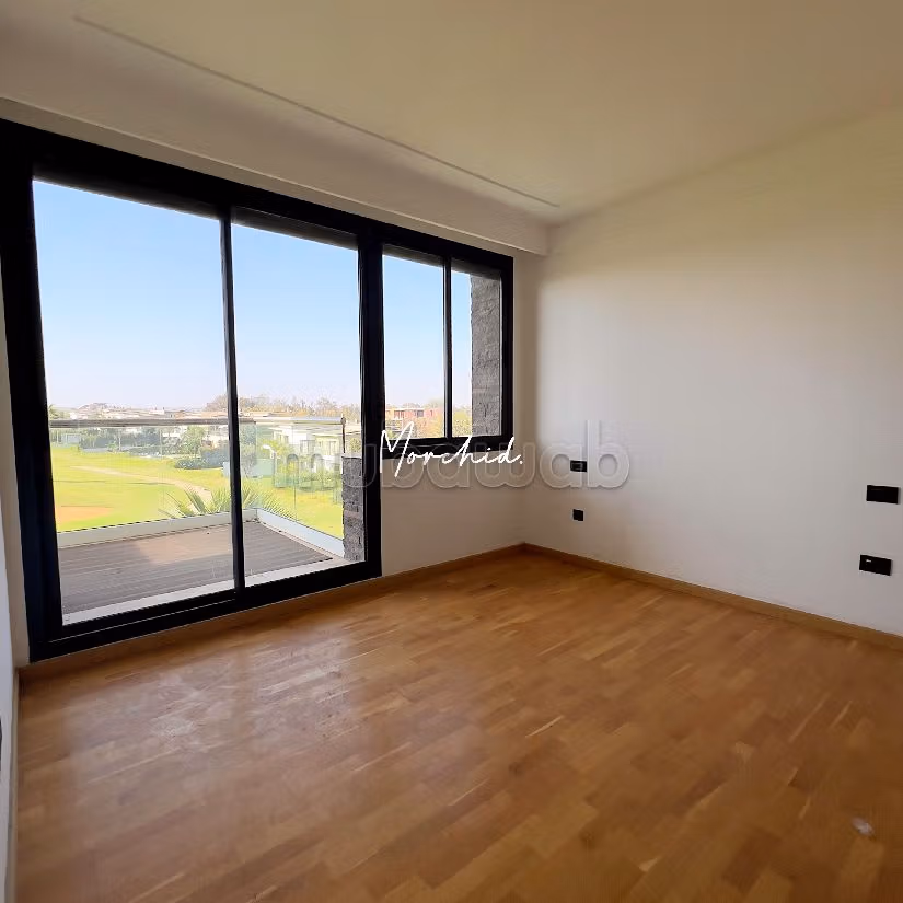 Bouskoura golf bel appartement à vendre