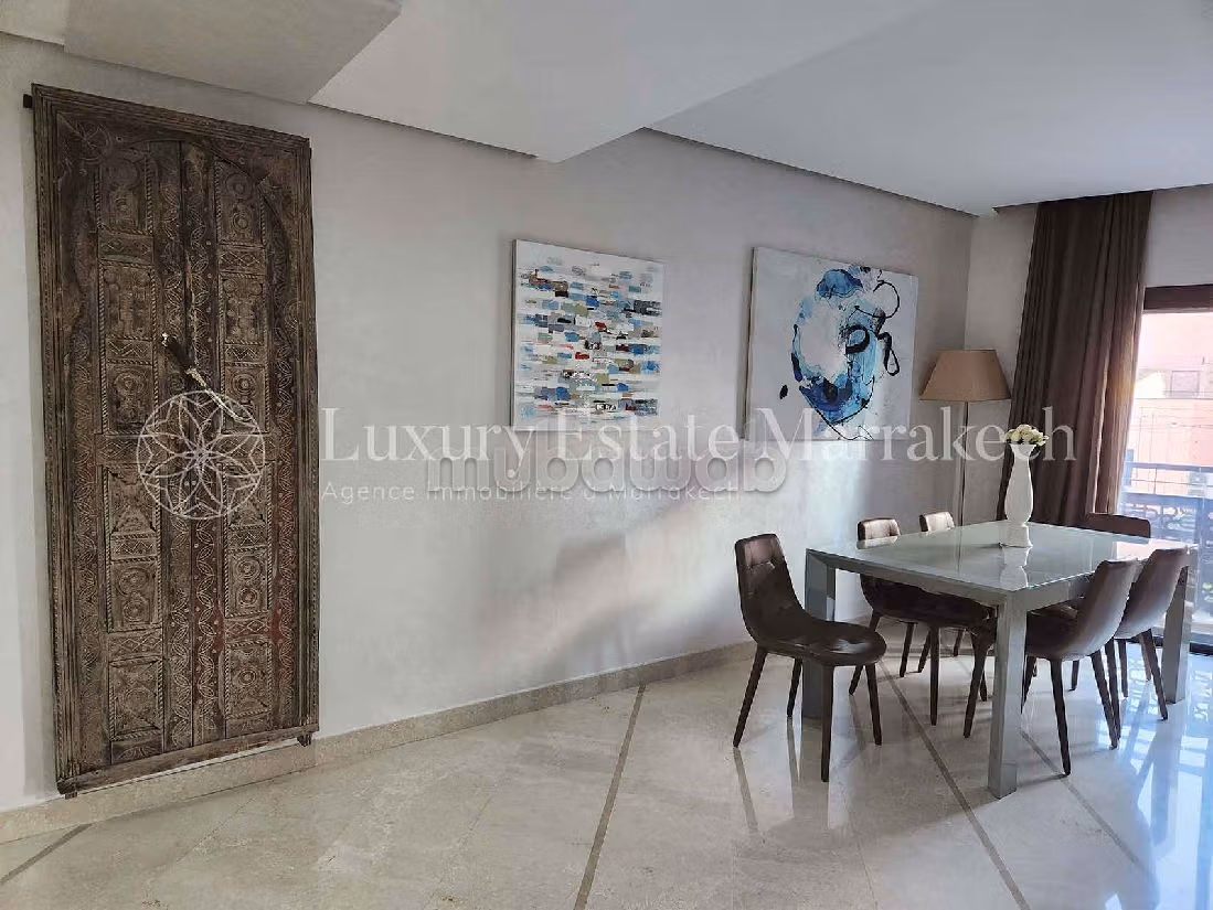 Piso en venta en Guéliz. 2 hermosas habitaciones. Residencia con conserje, aire condicionado general. 