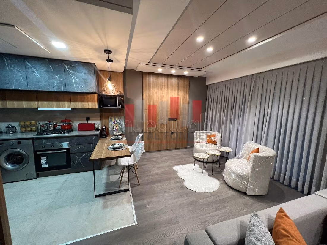 Bellissimo appartamento in affitto a Centre Ville. 1 bella camera da letto. Ammobiliato