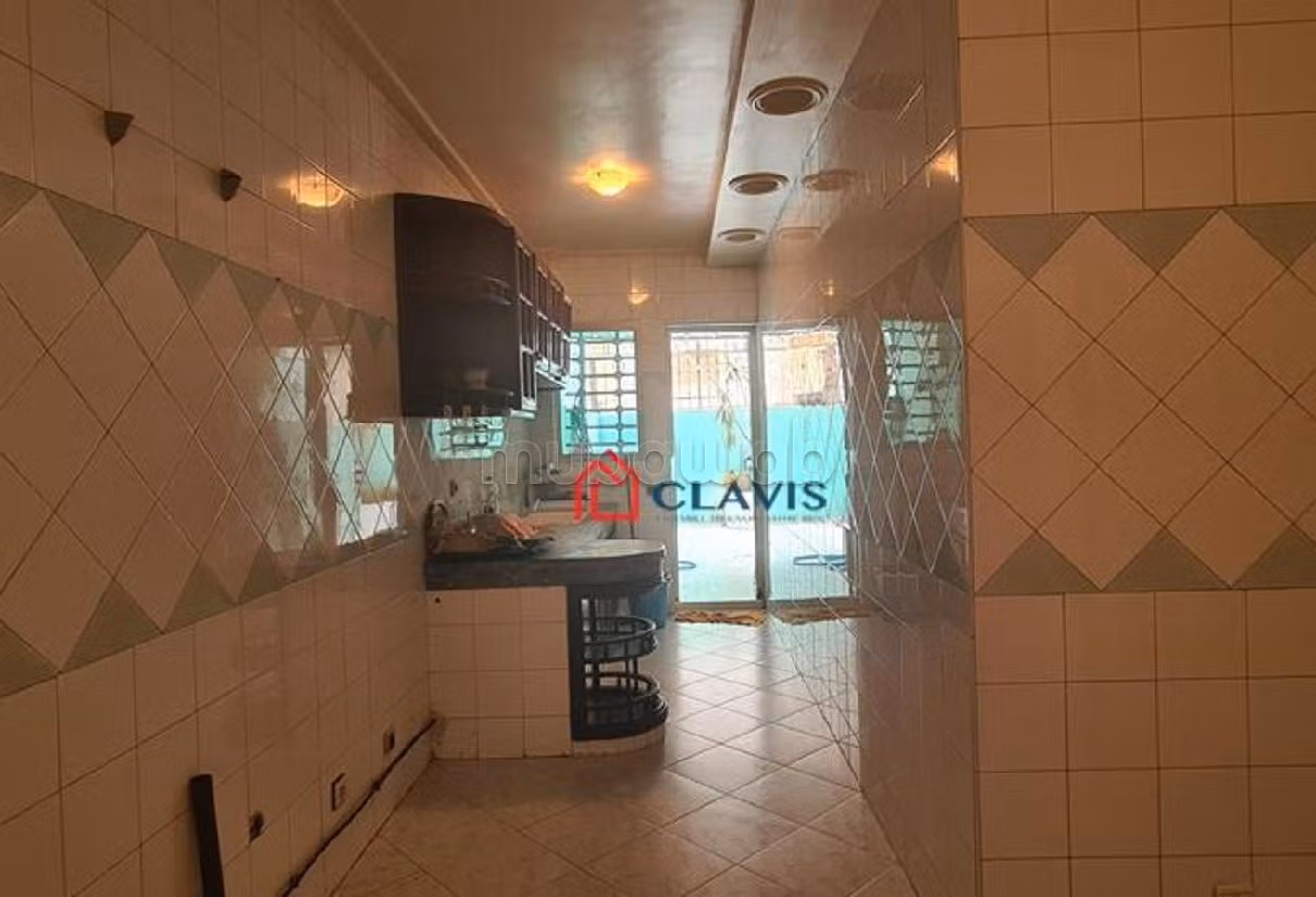 Appartementen om te kopen in Hermitage. Totale oppervlakte 162 m². Garage en terras