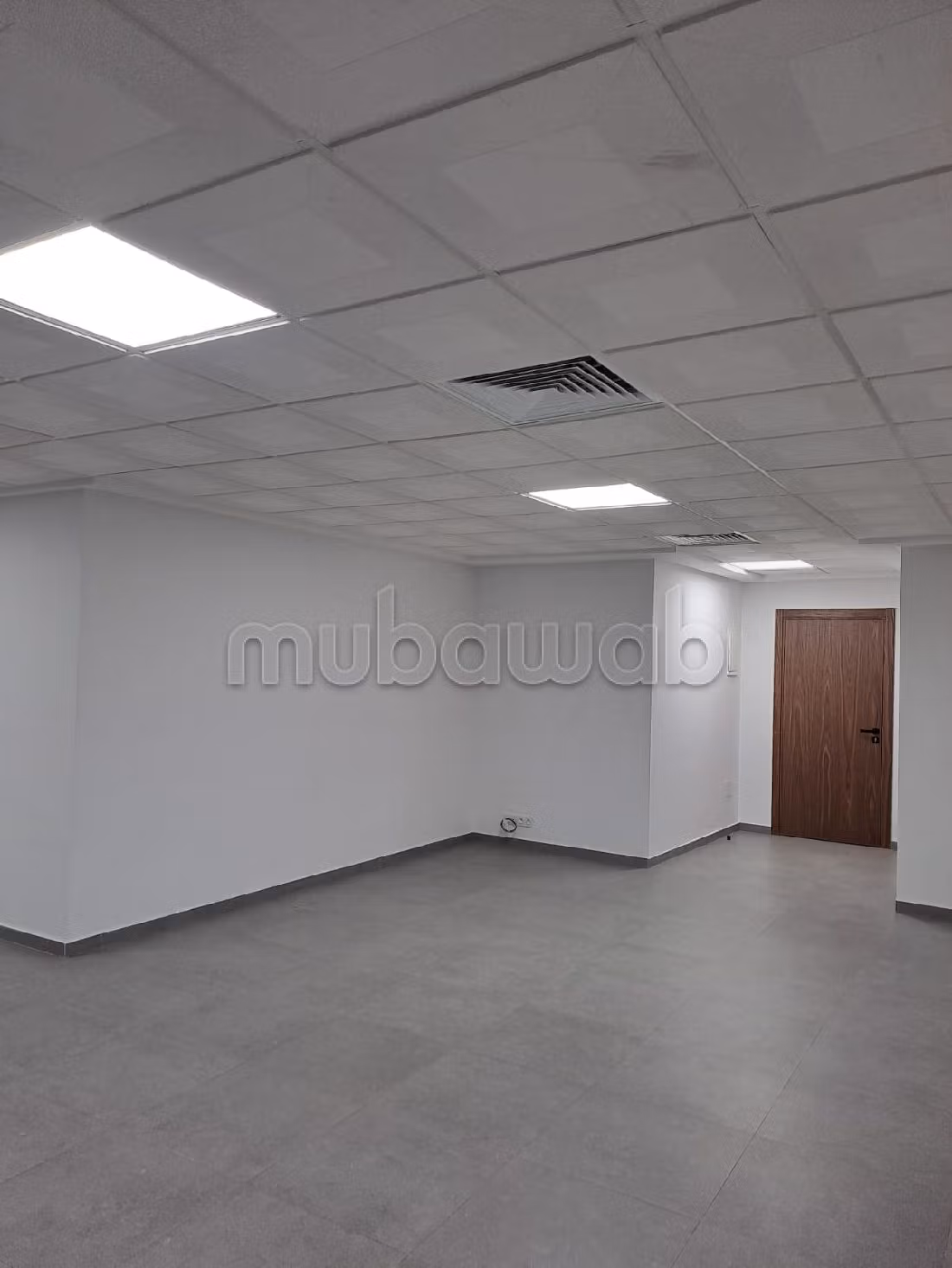 Ufficio da affittare a Beauséjour. Superficie 57 m².