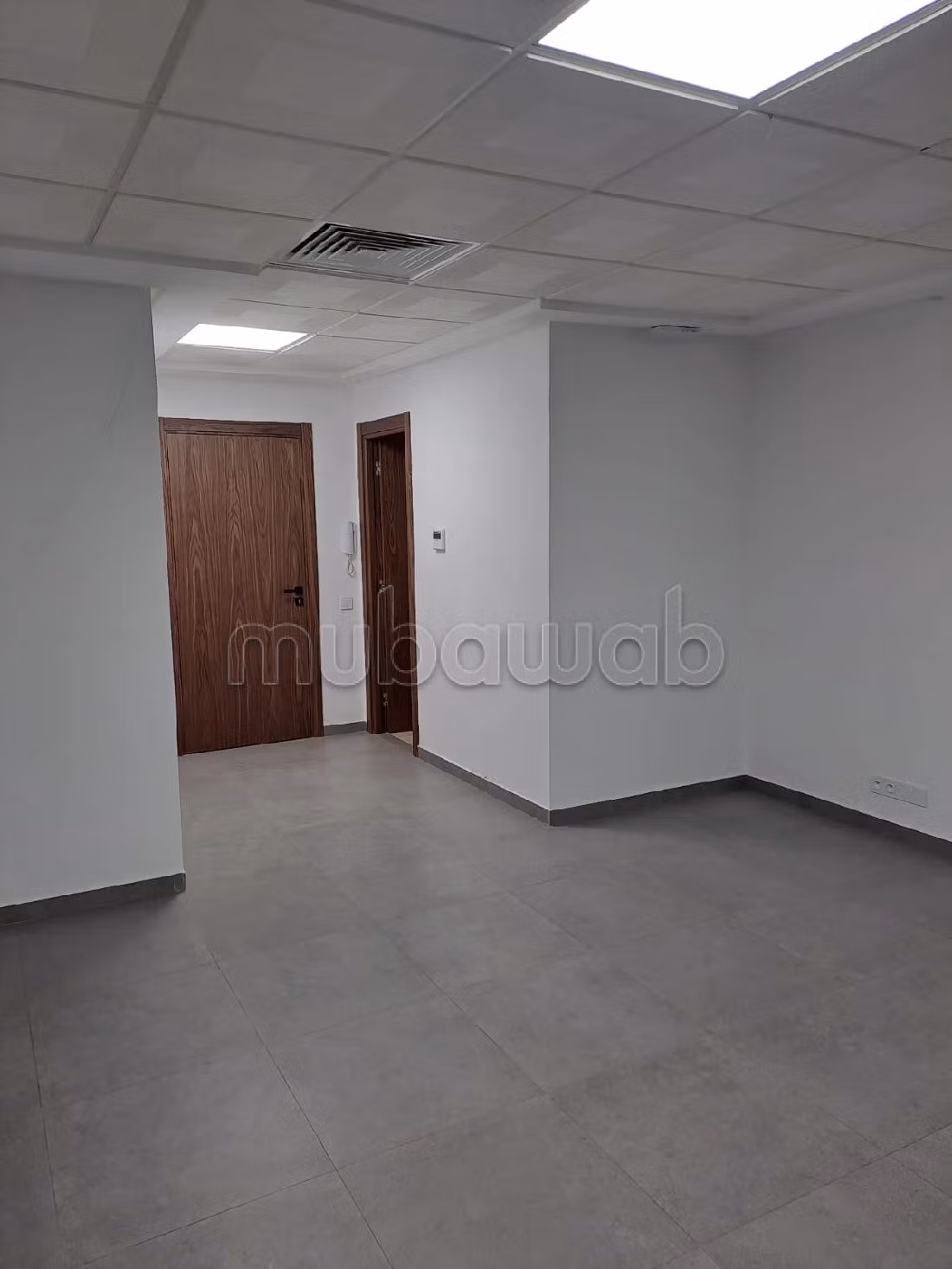 Ufficio da affittare a Beauséjour. Superficie 57 m².