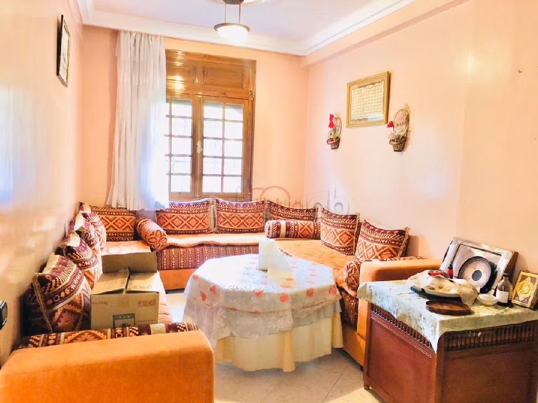 Nu te koop: villa's en luxe woningen. 5 Slaapkamers. Volledig gemeubileerd
