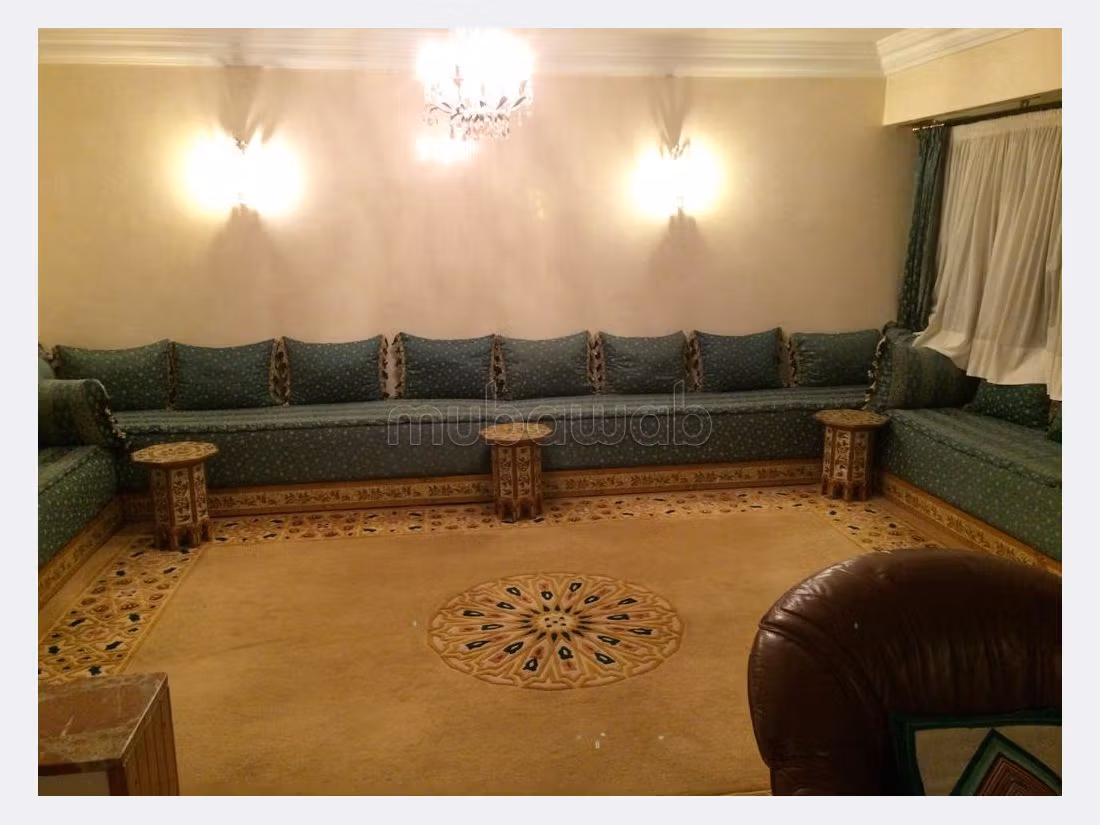 Splendido appartamento da acquistare a Oulfa. 4 camere da letto. Salotto marocchino e antenna parabolica