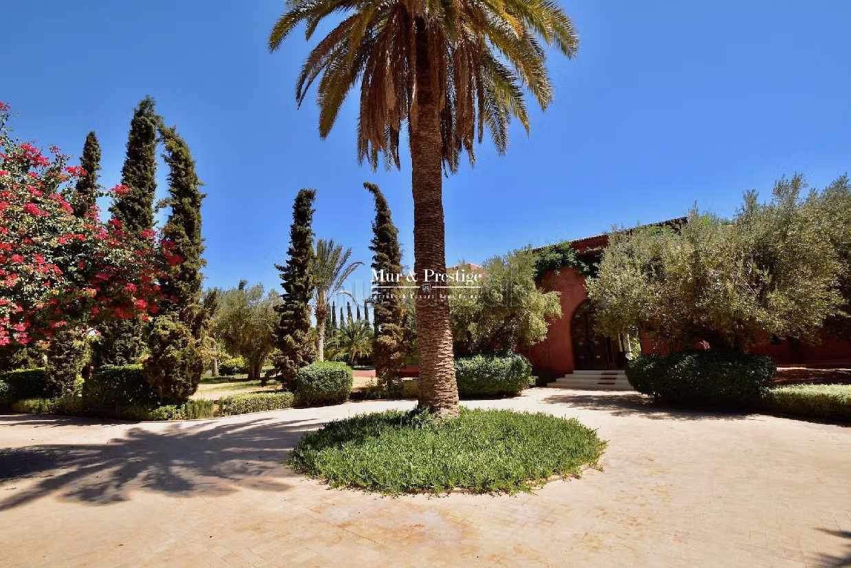 Palais de 1 hectare à vendre sur Golf à Marrakech