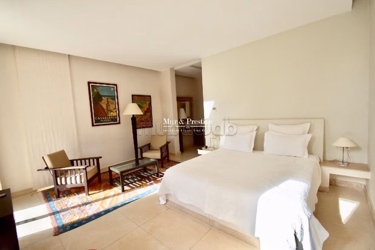 فيلا ممتازة للبيع بمراكش. 5 غرف. مسبح و مدفأة. 