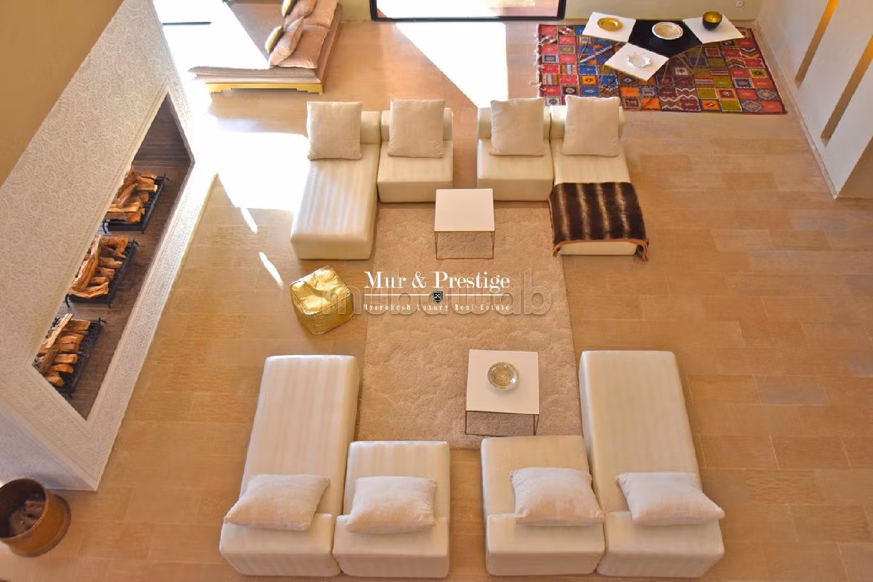 Vendita villa di lusso a Route de l'Ourika. 10 camere da letto. Camino e piscina