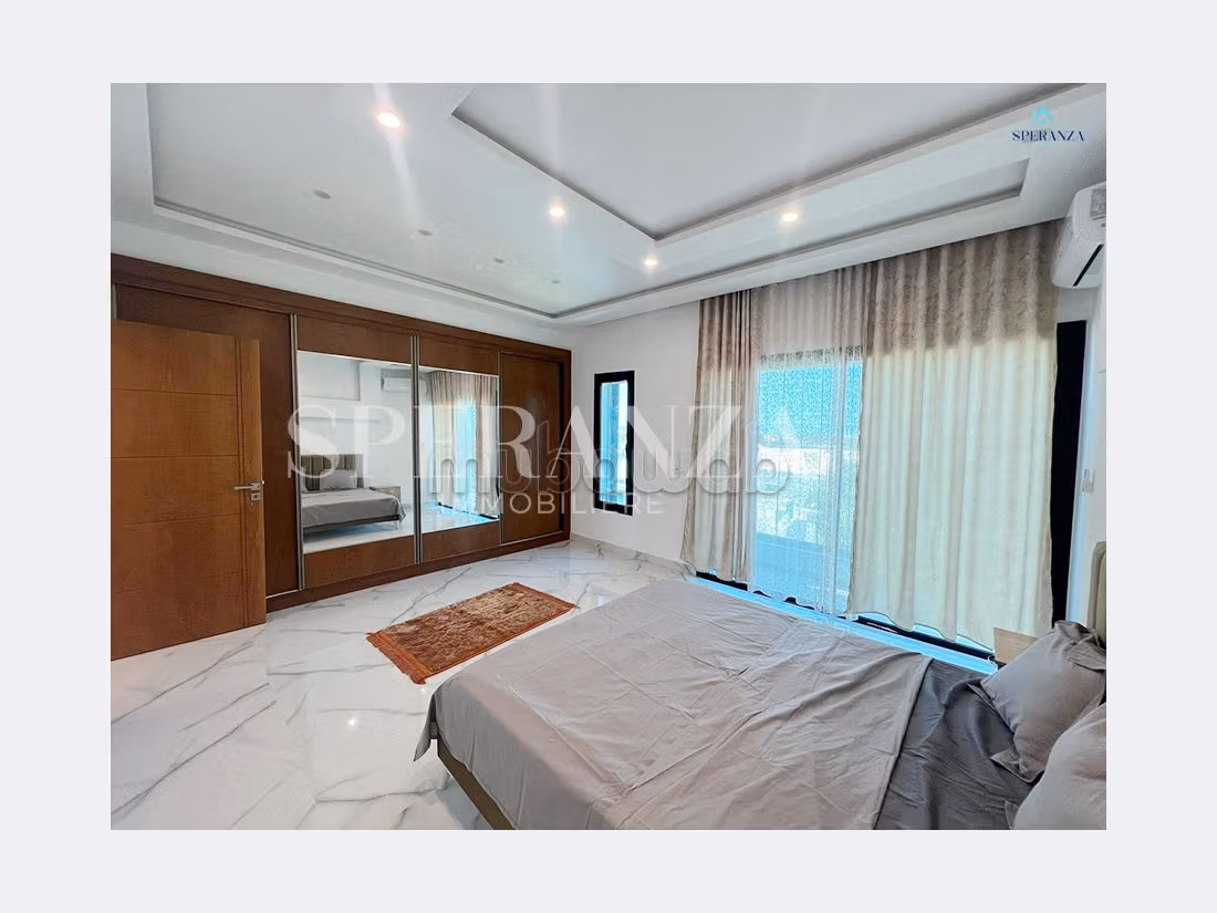 Eccezionale villa in affitto a Hammamet Sud. 3 belle camere da letto. Impianto di aria condizionata e piscina. 
