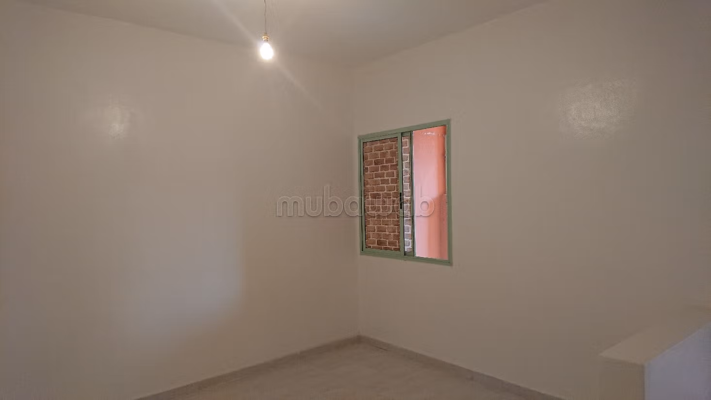 Appartamento in vendita a Route Casablanca. 2 belle camere da letto. Finestre con doppi vetri e porta blindata. 