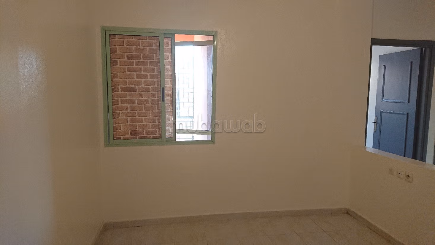 Appartamento in vendita a Route Casablanca. 2 belle camere da letto. Finestre con doppi vetri e porta blindata. 