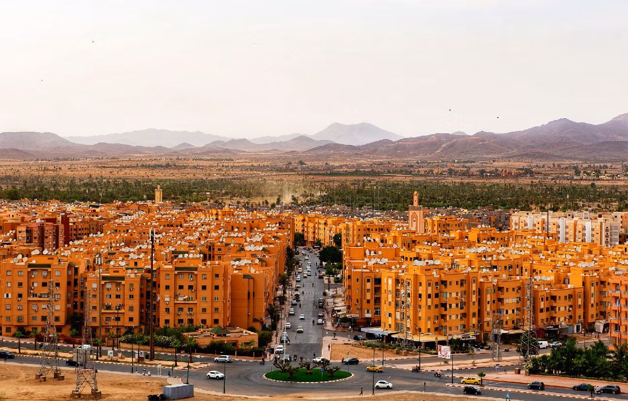 Appartamento in vendita a Route Casablanca. 2 belle camere da letto. Finestre con doppi vetri e porta blindata. 