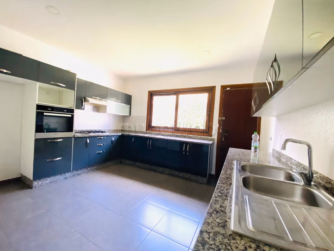Cil location villa jardin piscine