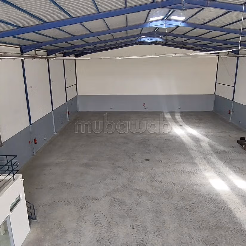 Oficinas y locales comerciales en alquiler en Franceville