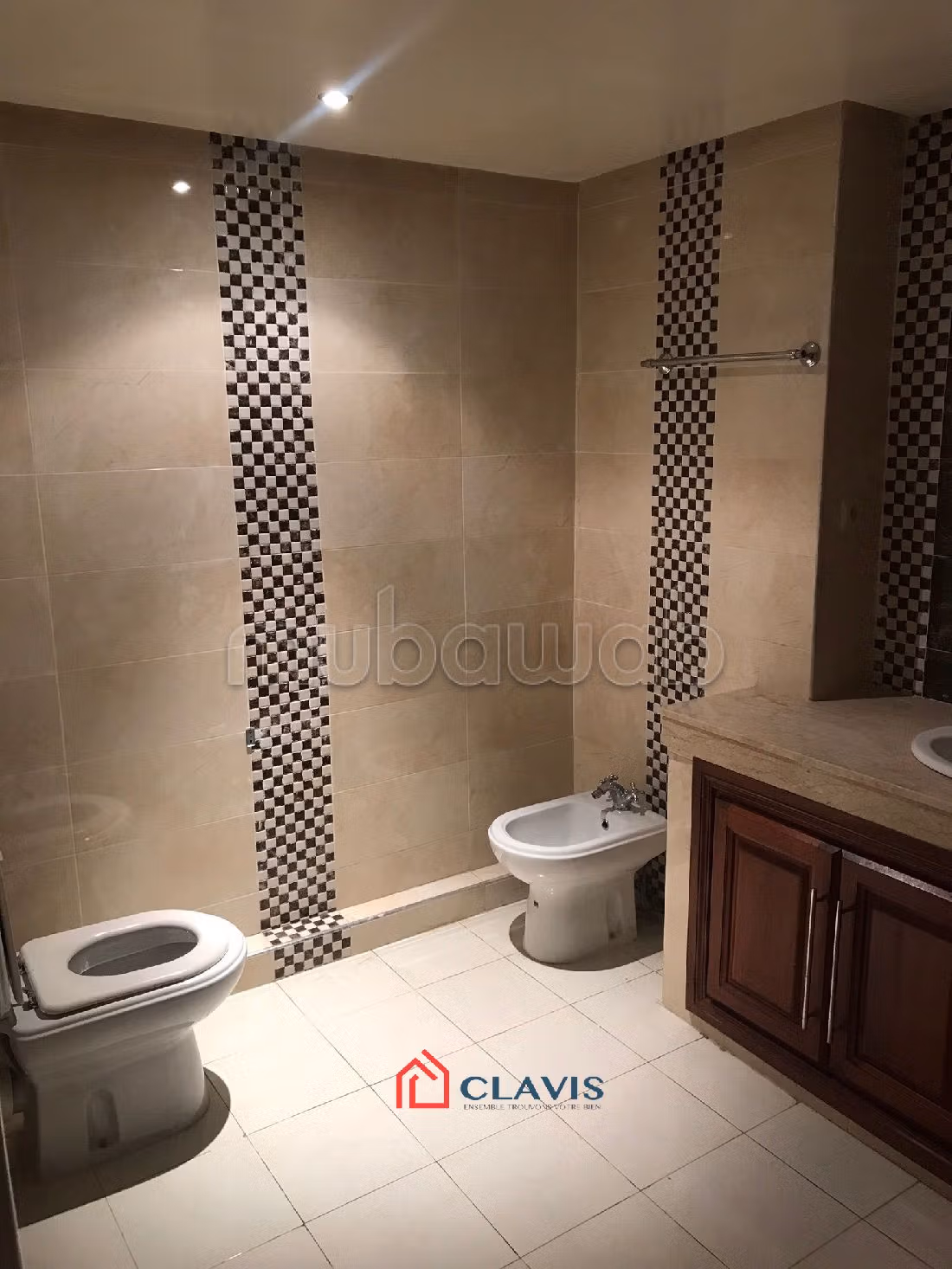 Appartement à coté de la clinique du Maghreb