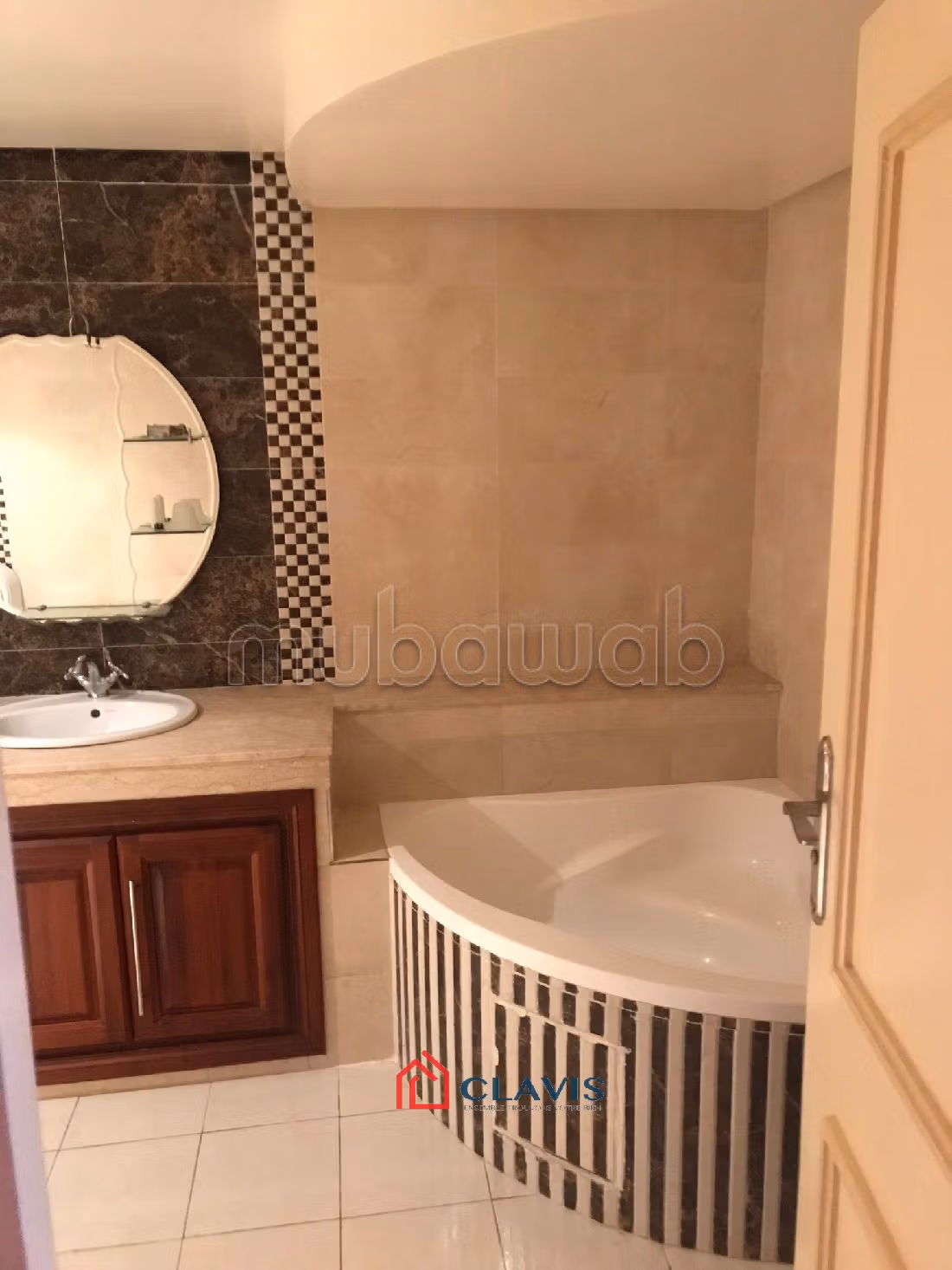 Appartement à coté de la clinique du Maghreb