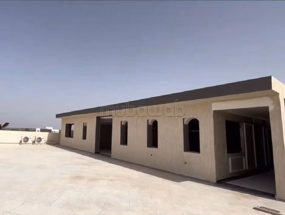 Usine industrielle 4 étages neuf à vendre