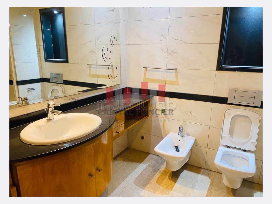 Appartement 195 m² f Maârif — 8