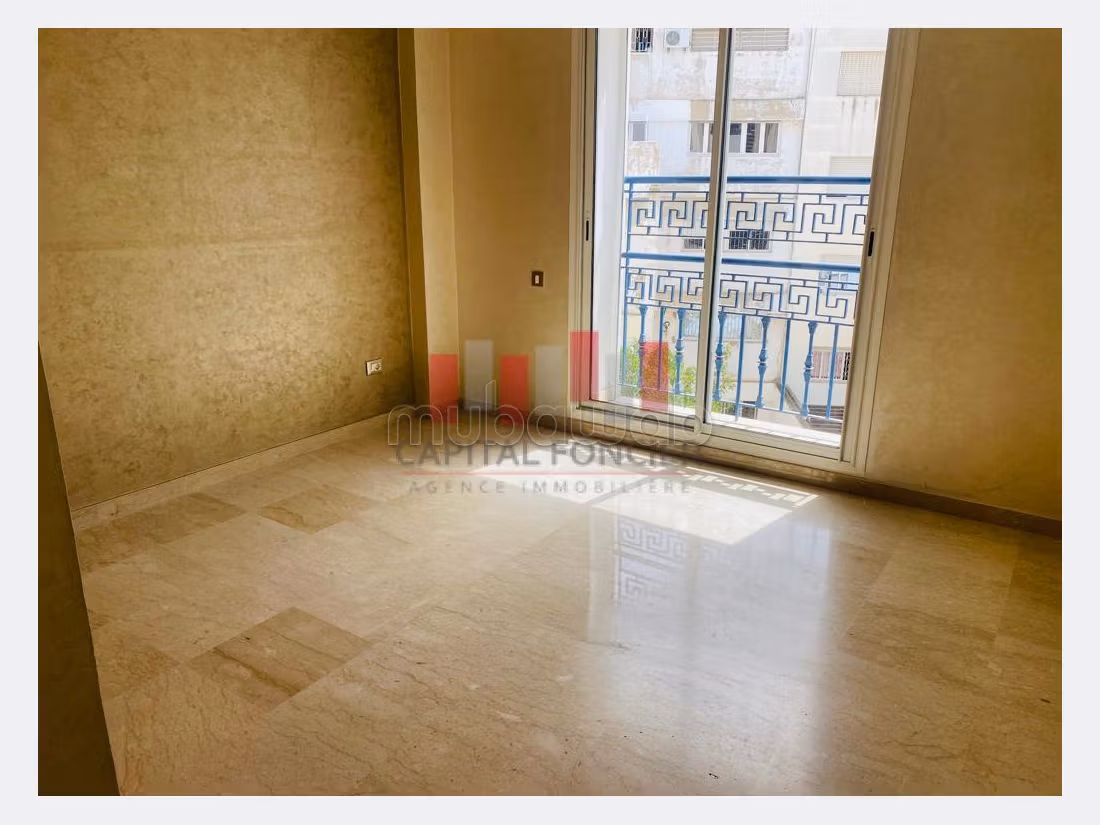 Bel appartement spacieux — 2