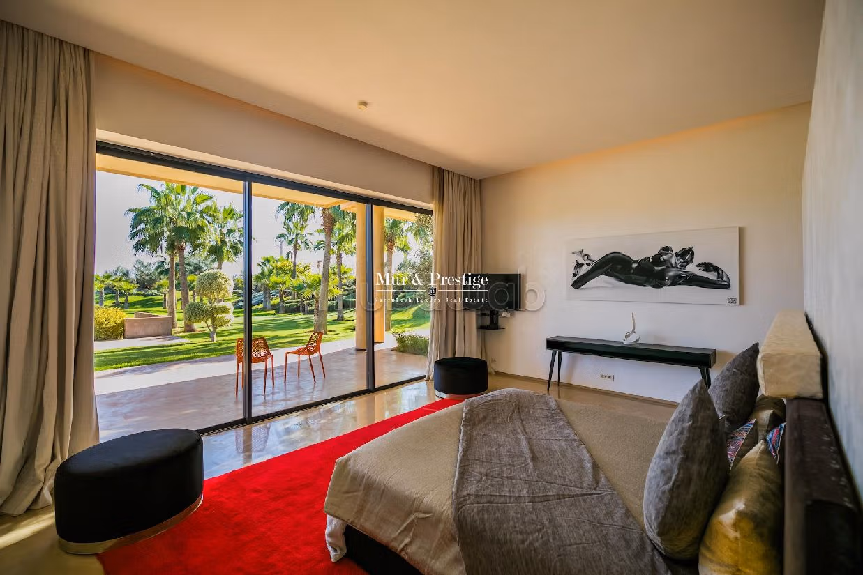 فيلا ممتازة للبيع بمراكش. 6 قطع رائعة. الراحة مع مكيف الهواء و مدفأة