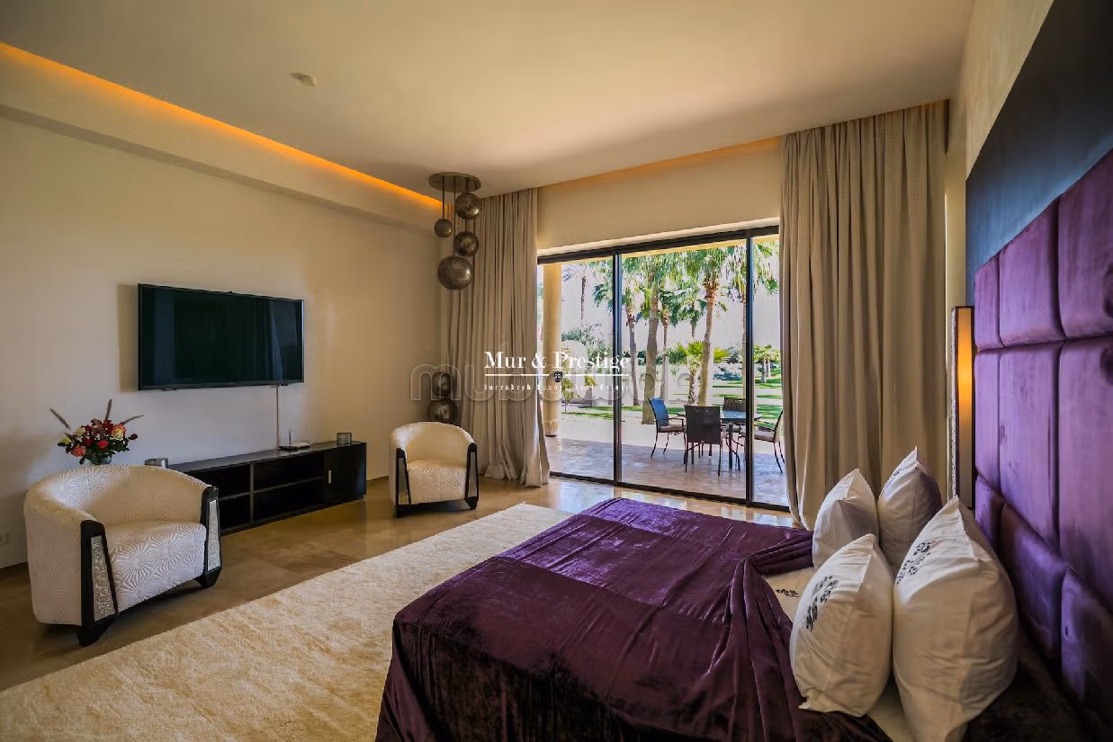 فيلا ممتازة للبيع بمراكش. 6 قطع رائعة. الراحة مع مكيف الهواء و مدفأة