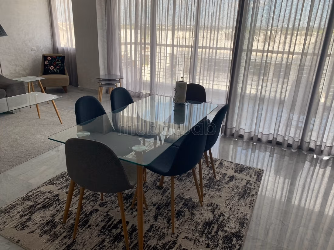 Bel appartement meublé Golf cgi