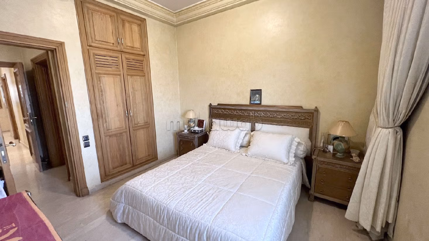 Sell apartment in Mechouar. Area 700 m². Residence with swimming pool, Air conditioning. 