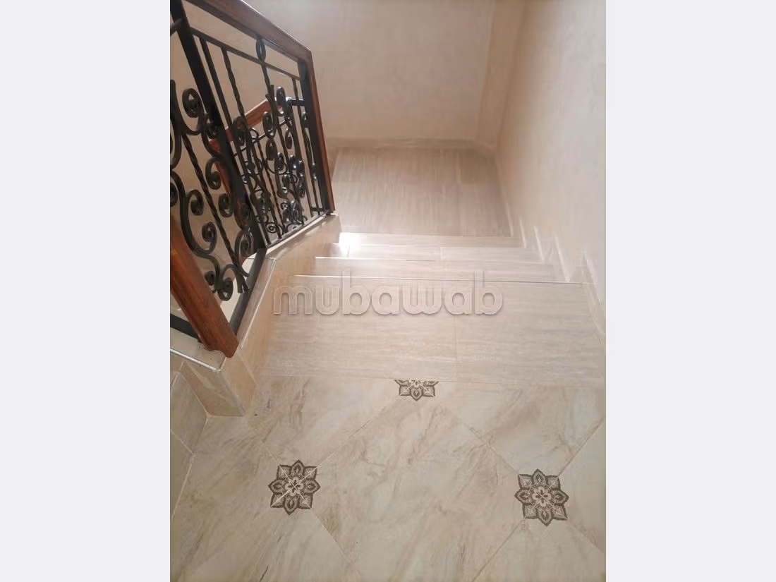 منزل رائع للبيع ب لبلالية. 3 غرف جميلة. منظر يطل على الجبال، الزجاج المزدوج. 