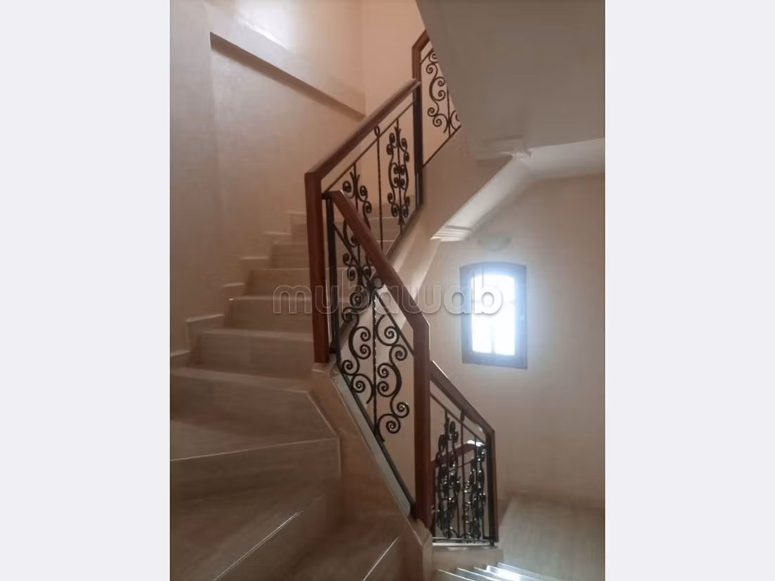 منزل رائع للبيع ب لبلالية. 3 غرف جميلة. منظر يطل على الجبال، الزجاج المزدوج. 