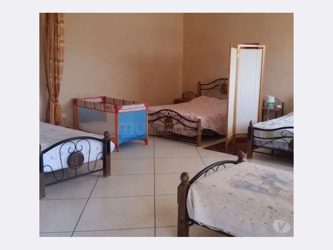 Se vende villa de lujo en Akniss. 5 bonitas habitaciones. Armarios