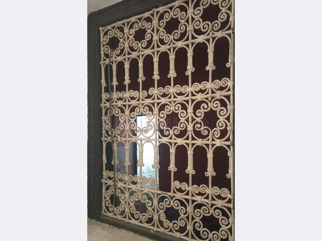 Sontuoso riad in vendita a Assarag. Superficie totale 220 m². Giardino e terrazzo