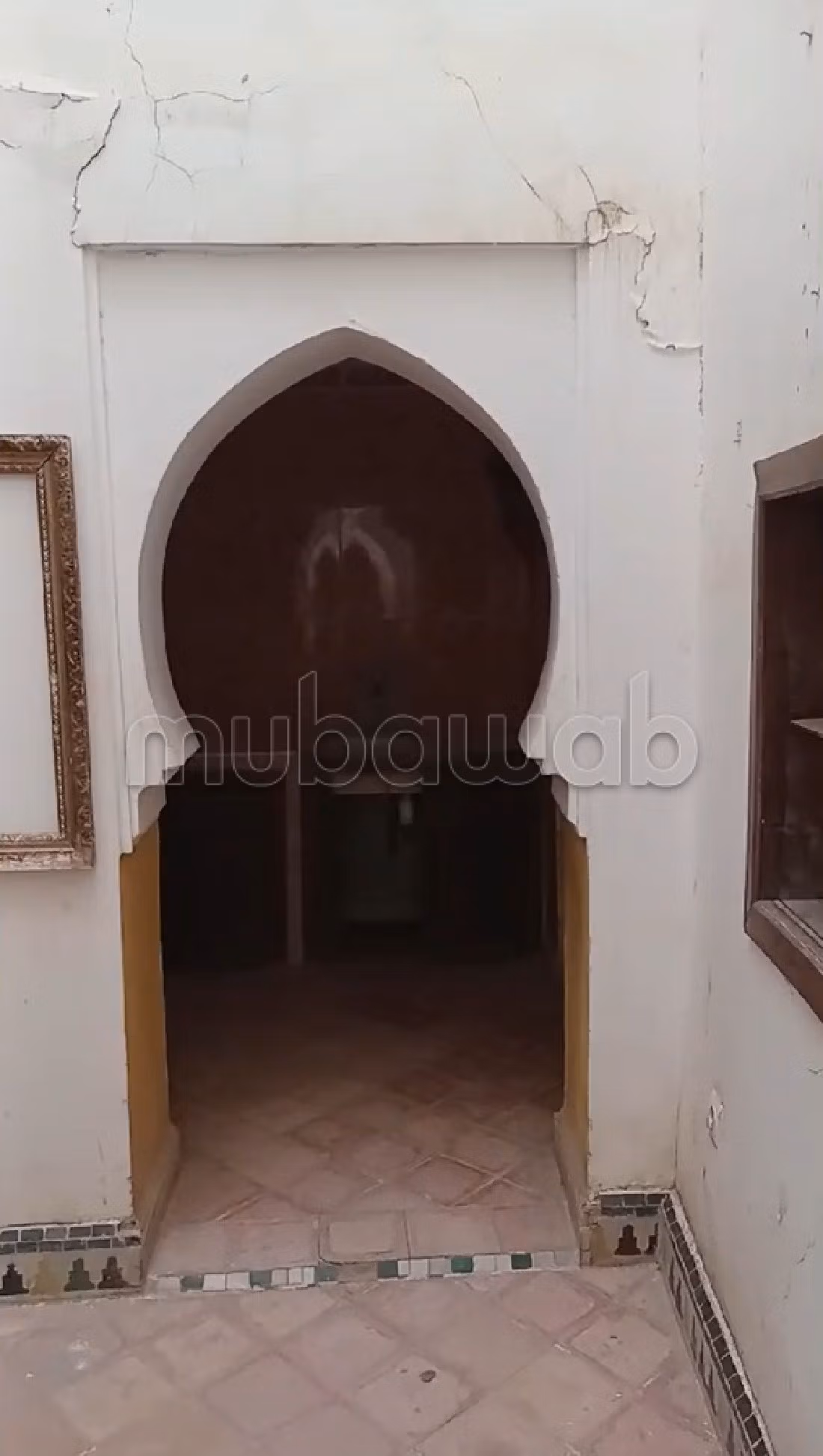 بيع رياض ب الجامع الكبير. المساحة الكلية 200 م². شرفة رائعة. 